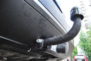 Фаркоп AvtoS для Volkswagen Passat B6 седан/универсал 2005-2010. Артикул VW 24