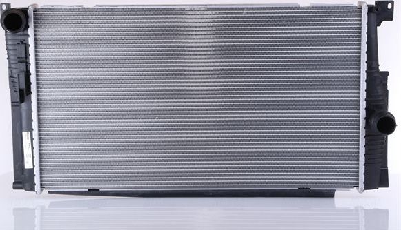Радиатор охлаждения двигателя Nissens ** FIRST FIT ** для BMW 5 VI (F10/F11/F07) 2010-2016. Артикул 60839