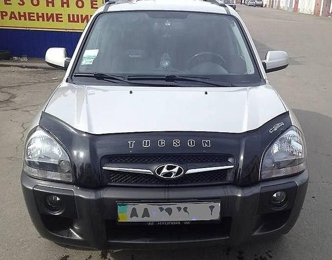 Дефлектор Vip-Tuning для капота (с клыками) Hyundai Tucson I 2004-2008. Артикул HYD13