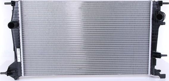 Радиатор охлаждения двигателя Nissens. Артикул 637607