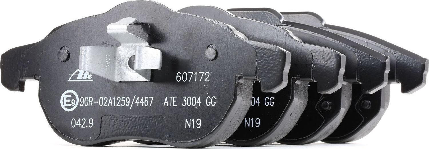 Тормозные колодки ATE. Артикул 13.0460-7172.2