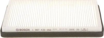 Салонный фильтр Bosch для Volvo V90 I 1997-1998. Артикул 1 987 432 062