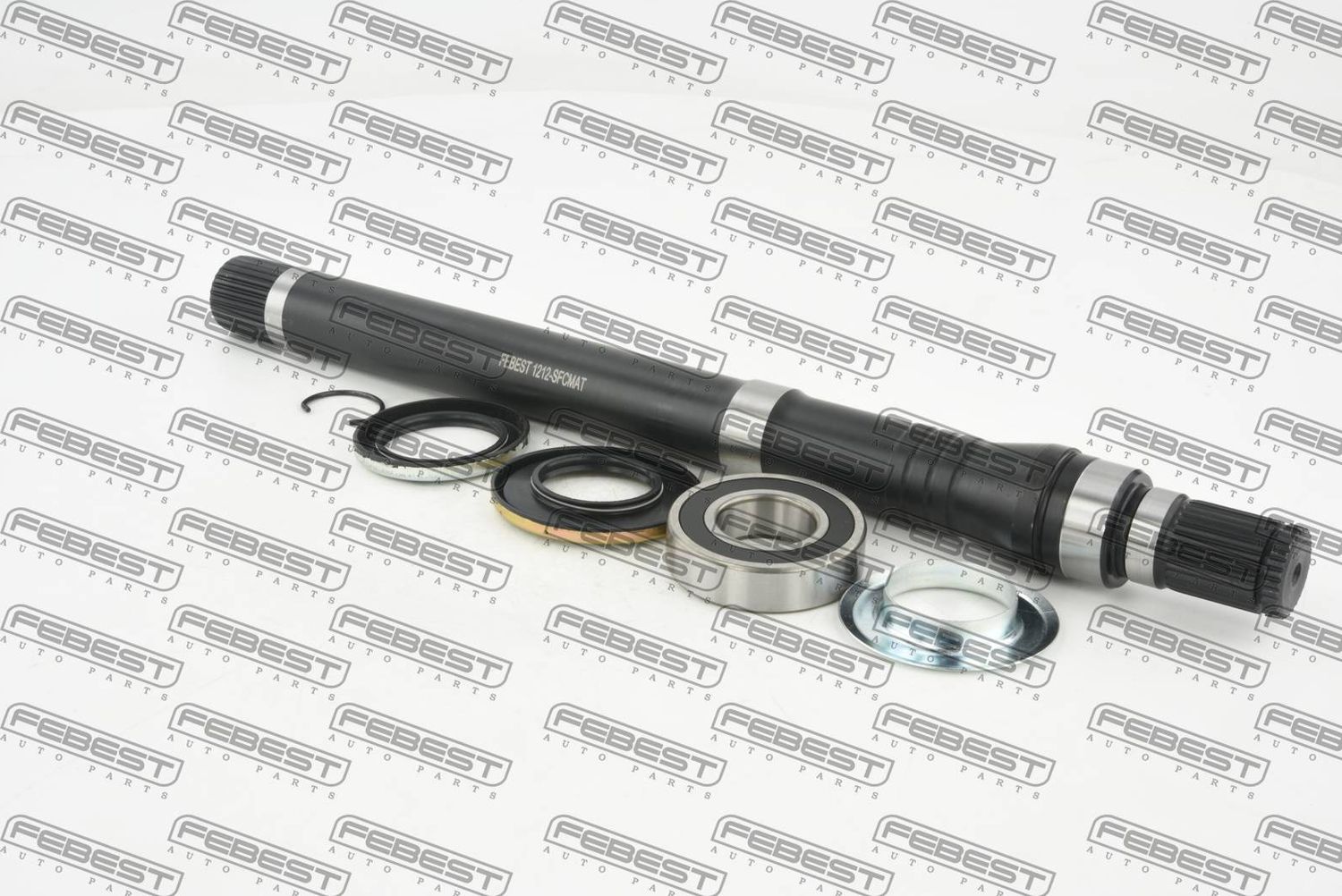 Полуось (привод в сборе, приводной вал) Febest. Артикул 1212-SFCMAT