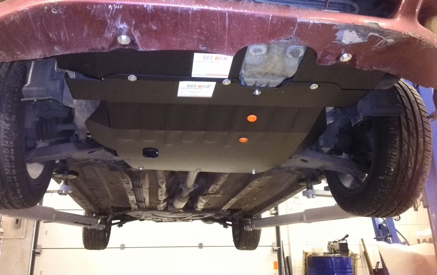 Защита Alfeco для картера и КПП Mitsubishi Galant VIII 1996-2003 (в т.ч. сборка США 2002-2006). Артикул ALF.14.21