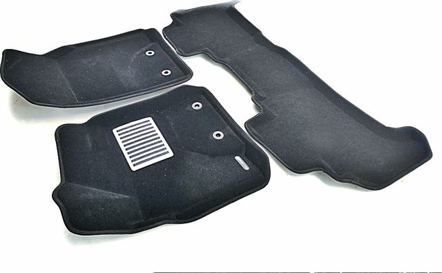 Коврики текстильные Euromat 3D Lux (с крепежом) для салона Toyota Land Cruiser 200 рестайлинг 2012-2021. Артикул EM3D-005103