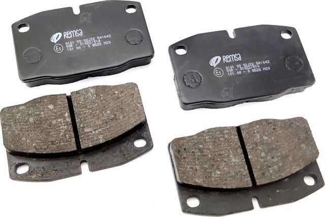 Тормозные колодки Remsa. Артикул 0101.00
