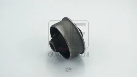 Сайлентблок задний переднего рычага (Quattro Freni). Артикул qf30d00098