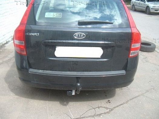 Фаркоп AvtoS для Kia Ceed I универсал 2007-2012. Артикул KI 15