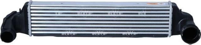 Интеркулер NRF для BMW 3 IV (E46) 2001-2005. Артикул 30154A