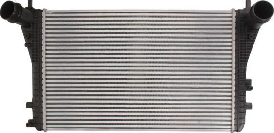Интеркулер Thermotec для Volkswagen Golf VII 2011-2016. Артикул DAA011TT