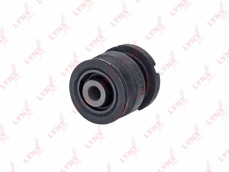 Сайлентблок переднего рычага подвески LYNXauto. Артикул C9174
