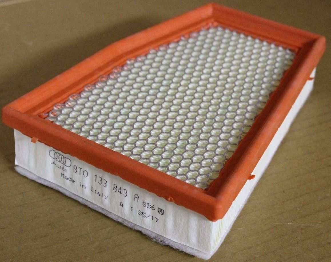 Воздушный фильтр VAG. Артикул 8T0133843A