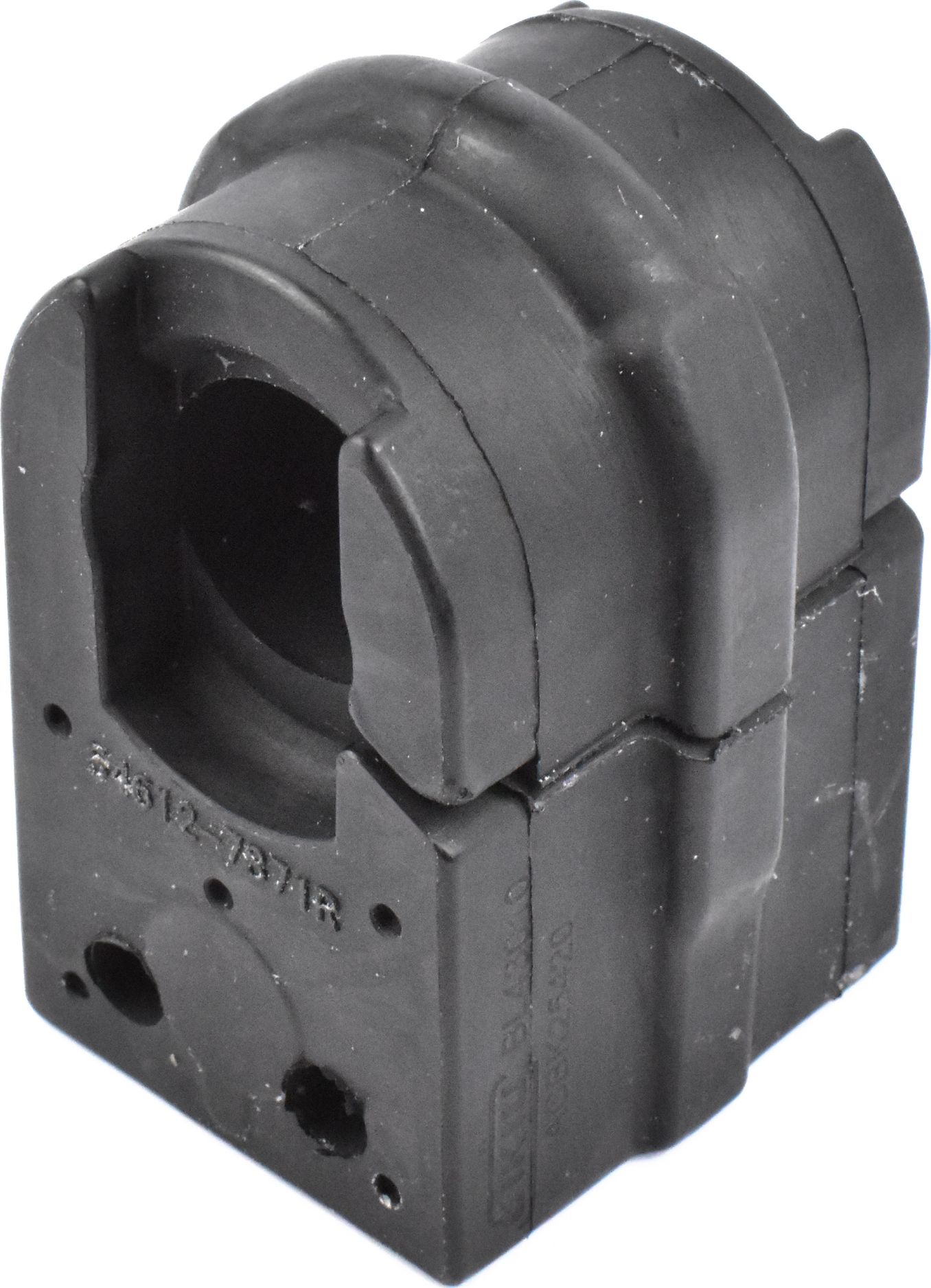 Втулка стабилизатора RENAULT MEGANE 08- пер.подв. (Jikiu). Артикул BL43010