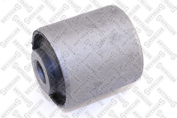 Сайлентблок переднего рычага подвески Stellox. Артикул 87-37022-SX