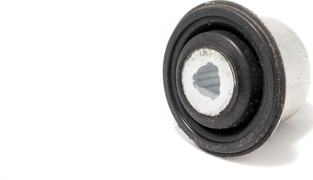 Сайлентблок переднего рычага подвески Cworks. Артикул F280R0012