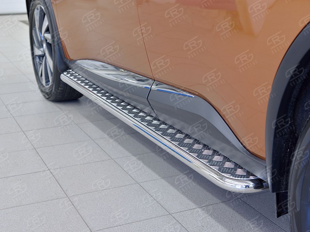 Защита порогов RusStal труба d42 с листом (лист алюм, проф. нерж) для Nissan Murano Z52 2016-2026 (Вариант 2). Артикул NMUL-0024092