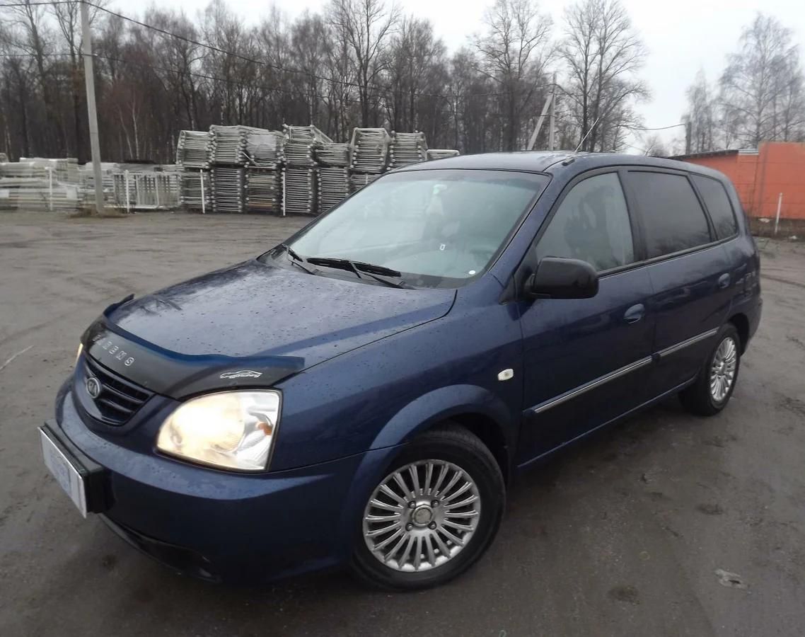Дефлектор VT52 для капота Kia Carens II 2002-2006. Артикул KA19VT
