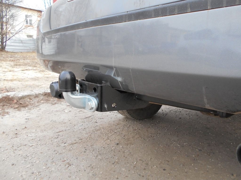 Фаркоп Лидер-Плюс для Hyundai Terracan HP 2001-2006. Фланцевое крепление. Артикул H218-F