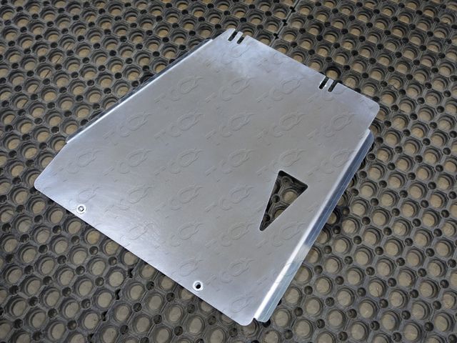 Защита алюминиевая ТСС (4 мм) для КПП Volkswagen Touareg (в т.ч. R-Line) 2010-2014, 2014-2018. Артикул ZKTCC00106