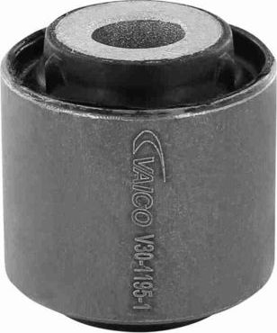Сайлентблок передней балки Vaico Original VAICO Quality. Артикул V30-1195-1