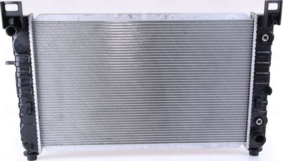 Радиатор охлаждения двигателя Nissens для Chevrolet Tahoe II 1999-2006. Артикул 69092