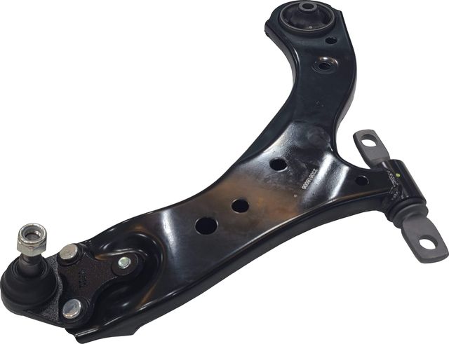 Поперечный рычаг передней подвески CTR. Артикул CQ0478Y