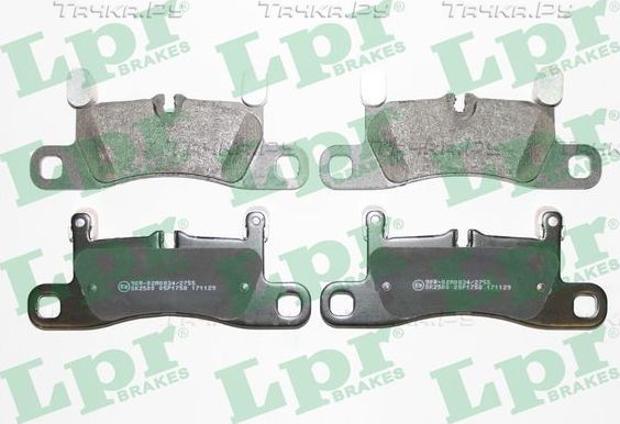 Тормозные колодки LPR задние для Porsche Cayenne II (958) 2010-2014. Артикул 05P1758