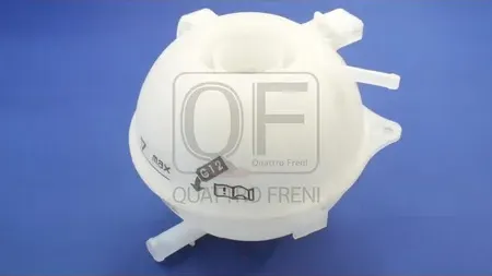 Бачок расширительный (Quattro Freni). Артикул qf35a00026