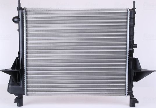 Радиатор охлаждения двигателя Nissens. Артикул 63949