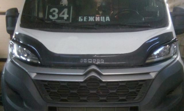 Дефлектор Vip-Tuning для капота (с заходом на фары) Citroen Jumper II 2014-2026. Артикул CN18
