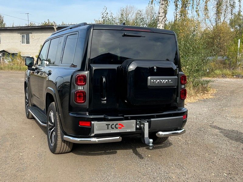 Фаркоп ТСС оцинкованный под американский квадрат для Haval H9 II 2024-2026 с накладкой с надписью Haval. Артикул TCU00432