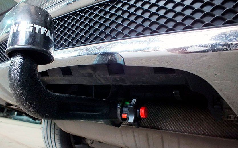 Фаркоп Westfalia для Mercedes-Benz M-Класс (ML) W164 (вкл. Sport, AMG) 2005-2011. Быстросъемный крюк. Артикул 313340600001