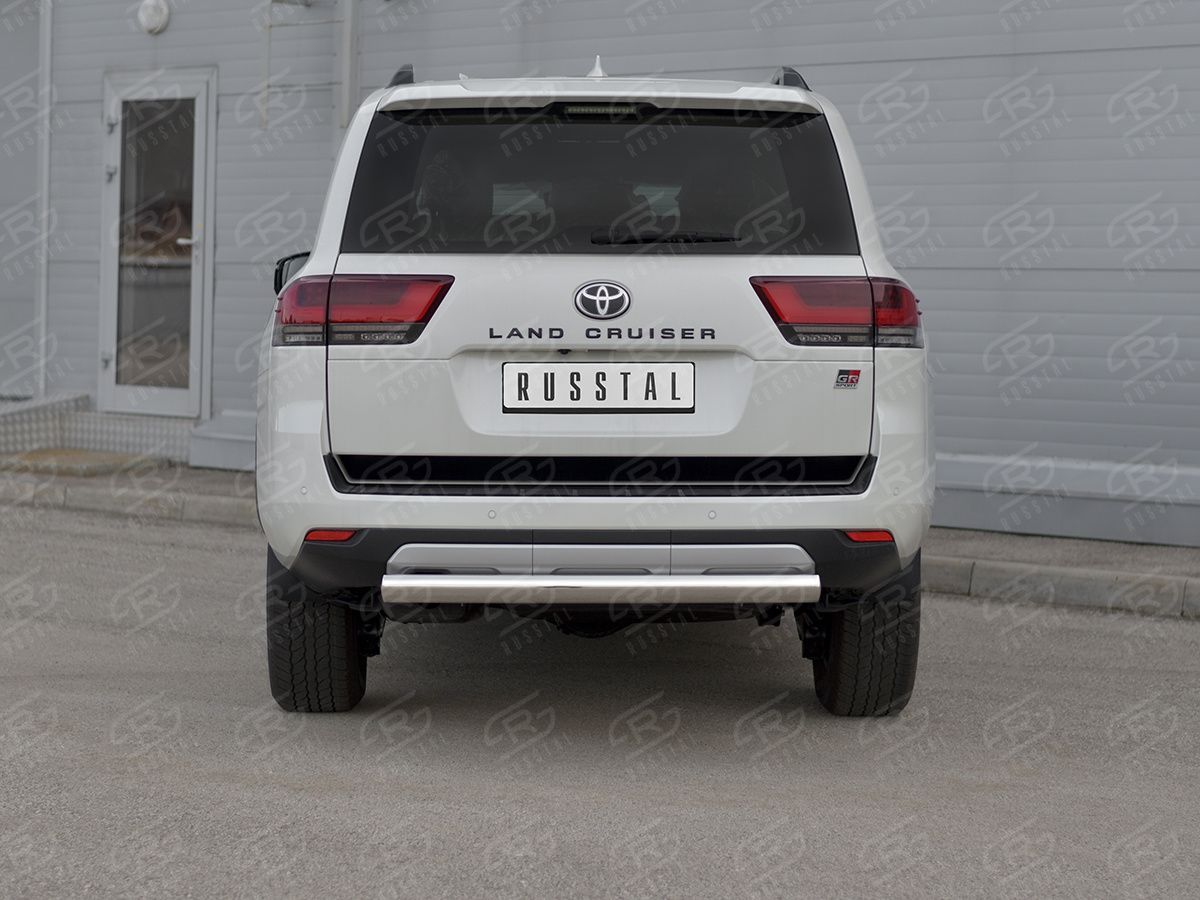 Защита RusStal заднего бампера 75х42 дуга для Toyota Land Cruiser 300 GR Sport 2021-2026. Артикул TLCZ-003970