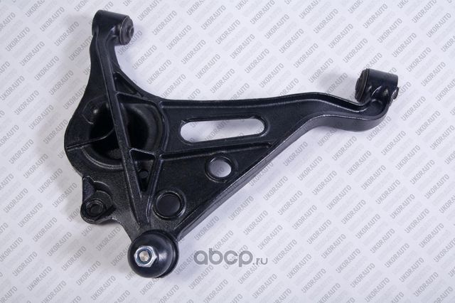 Рычаг передний поперечный правый (Ukorauto). Артикул U0605005R