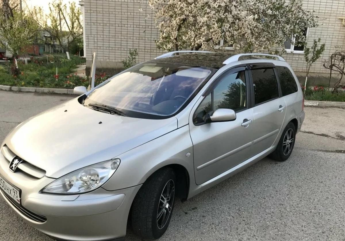 Дефлекторы Cobra Tuning для окон Peugeot 307 универсал 2002-2008. Артикул P10902