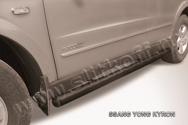 Пороги Slitkoff d76 труба для Ssangyong Kyron 2005-2015 Черные. Артикул SYK013B
