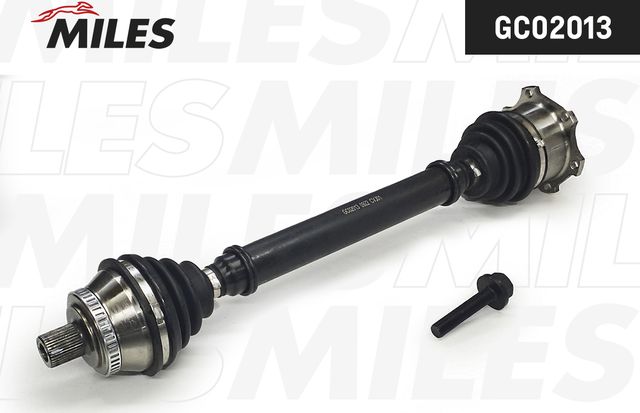 Полуось (привод в сборе, приводной вал) Miles передняя правая для Volkswagen Passat B5 1996-2005. Артикул GC02013