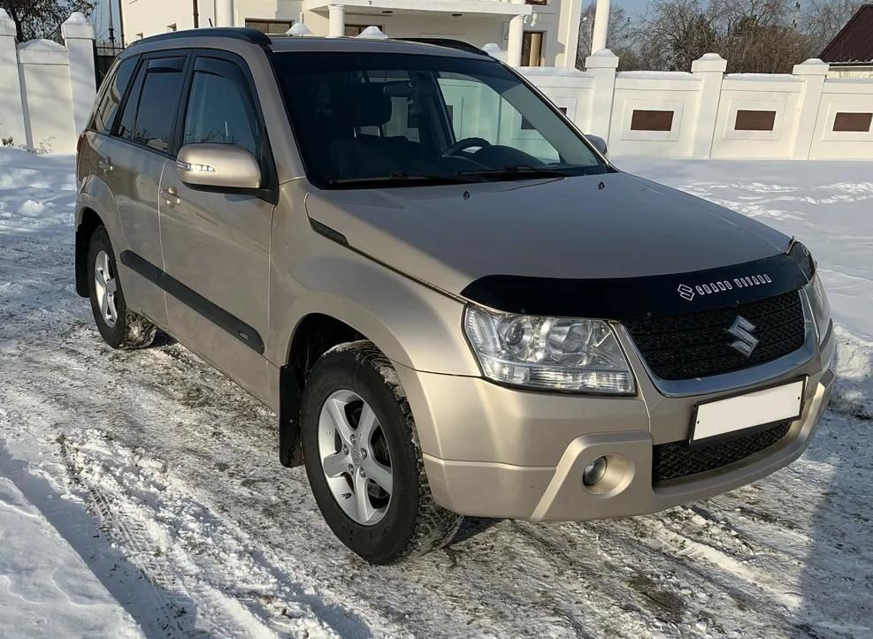 Дефлектор Vip-Tuning для капота Suzuki III Escudo 2005-2014. Артикул SZ02