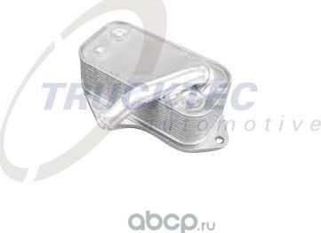 Радиатор масляный (маслоохладитель) для двигателя Trucktec Automotive. Артикул 08.18.011