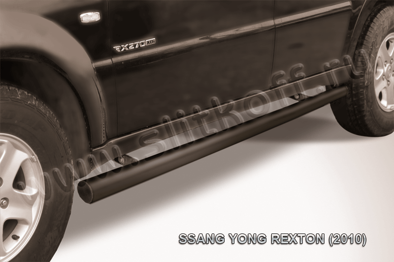 Пороги Slitkoff труба d76 ЧЕРНЫЕ матовые для SsangYong Rexton II 2010-2012. Артикул SSR009B