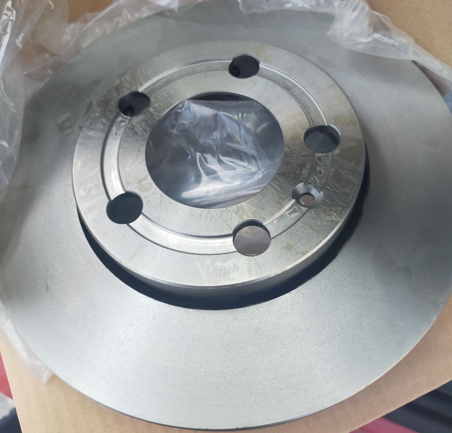 Тормозной диск Bosch. Артикул 0 986 479 036