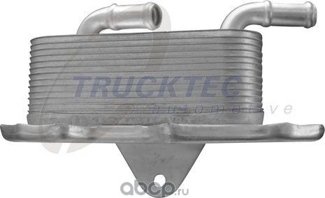 Радиатор масляный (маслоохладитель) для двигателя Trucktec Automotive. Артикул 07.18.029