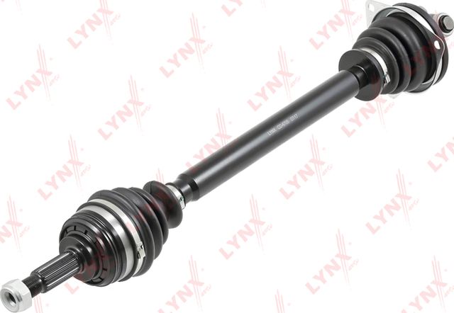 Полуось (привод в сборе, приводной вал) LYNXauto. Артикул CD-6705