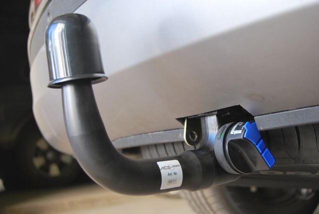 Фаркоп Auto-Hak для Hyundai Santa Fe III 2012-2017. Быстросъемный крюк. Артикул J 68V