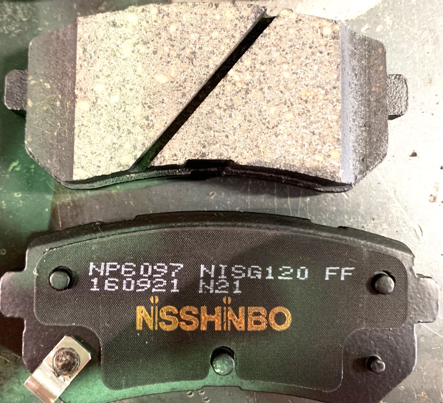 Тормозные колодки Nisshinbo. Артикул NP6097