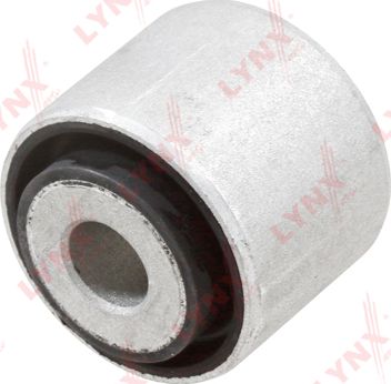 Сайлентблок заднего рычага подвески LYNXauto. Артикул C8462
