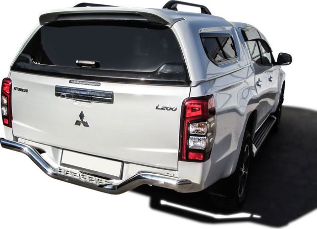 Защита Slitkoff заднего бампера d57 волна со ступенькой стальной без бампера для Mitsubishi L200 V рестайлинг 2018-2026. Артикул ML18-013