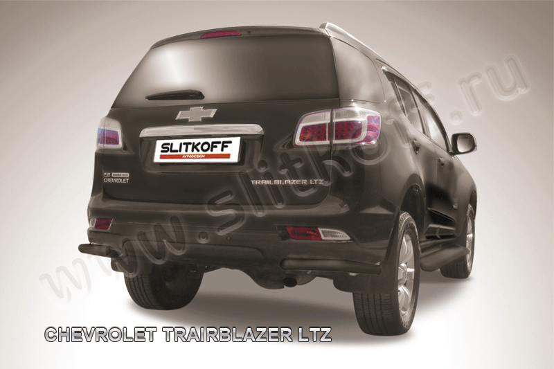 Защита Slitkoff задняя d57 уголки ЧЕРНАЯ матовая для Chevrolet TrailBlazer II 2012-2016. Артикул CHTB12-017B