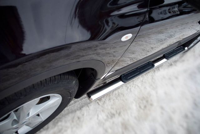 Защита порогов RusStal труба d75х42 овал с накладками для Nissan Qashqai+2 I 2008-2010. Артикул QNO-001777