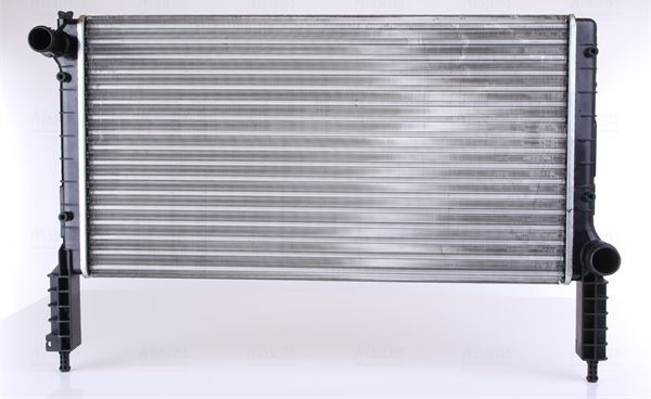 Радиатор охлаждения двигателя Nissens. Артикул 61768
